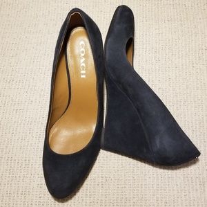 COACH Midnight Navy Suede Heels 8.5